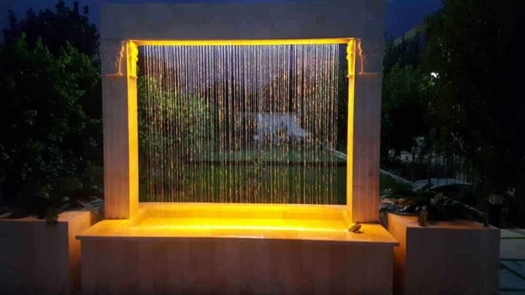 چند مدل آبنما برای رستوران