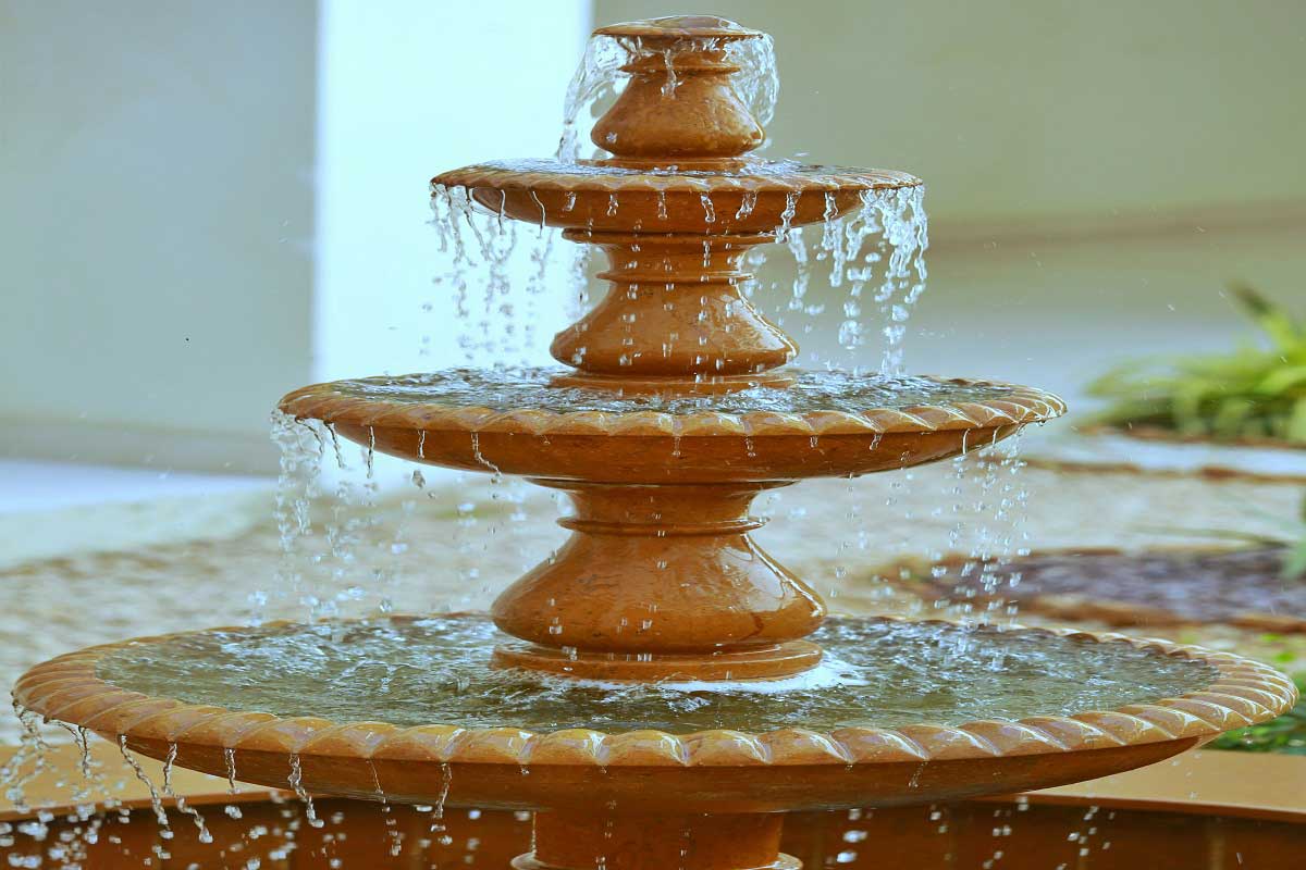 آبنما طبقاتی