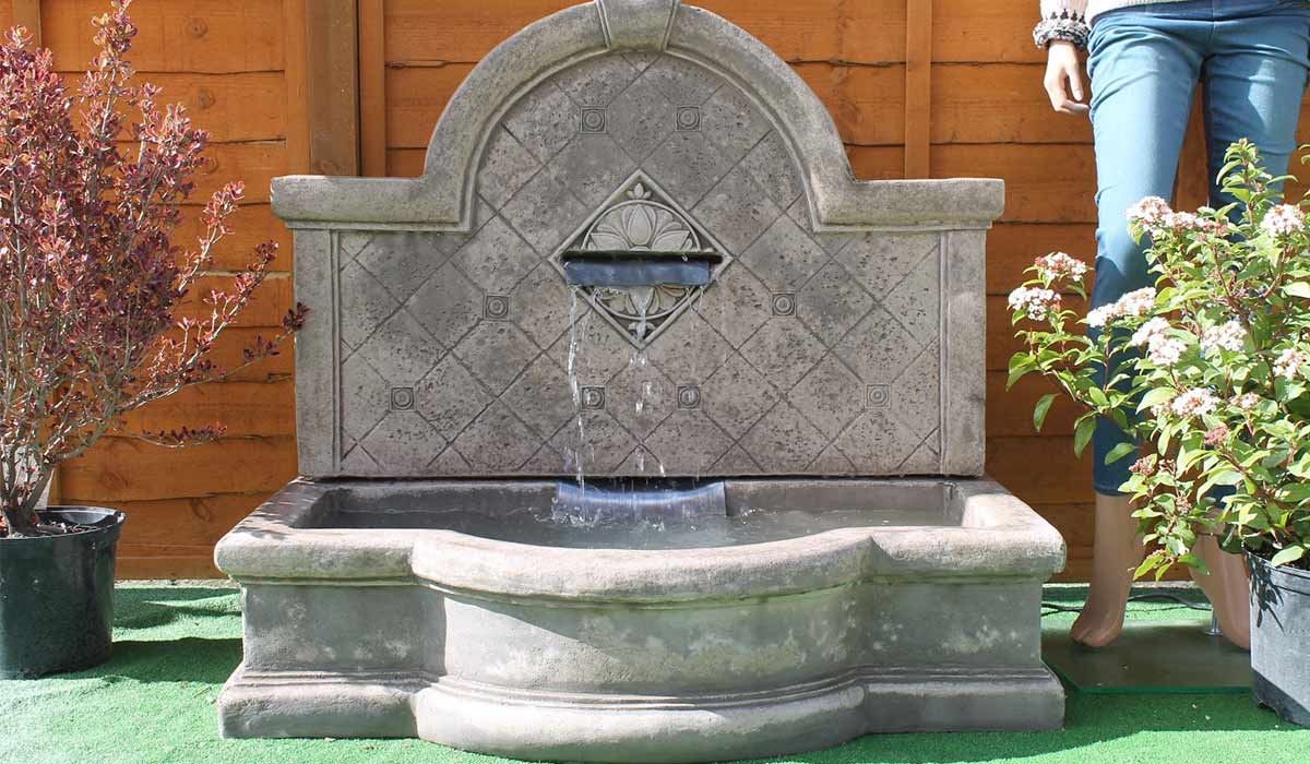 ساخت آبنمای دیواری